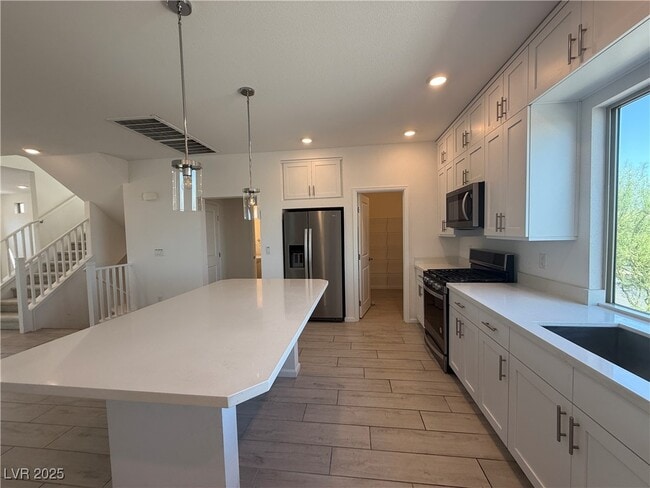 Building Photo - 7776 Rose Rock Way