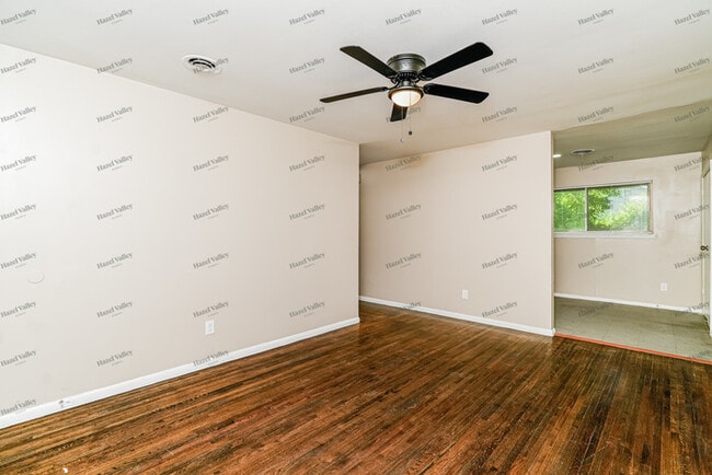 Building Photo - 5610 N Garrison Pl