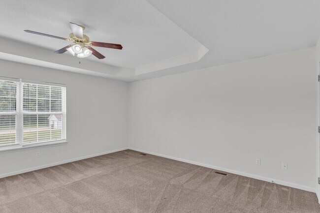 Building Photo - 5013-5015 Carrie Ridge Dr.