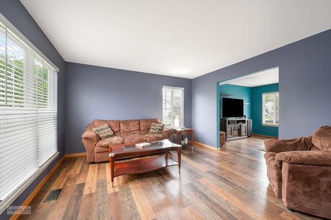 Building Photo - 5512 Stonybrook Dr