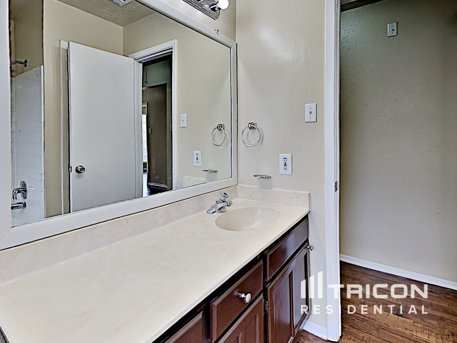 Building Photo - 8223 Summer Quail Dr