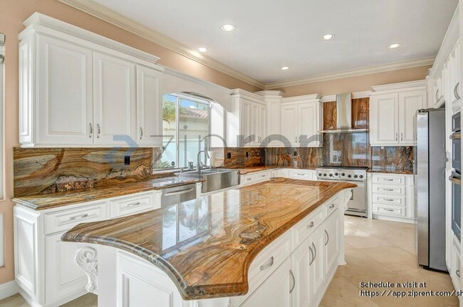 Building Photo - 20 Sierra Vista