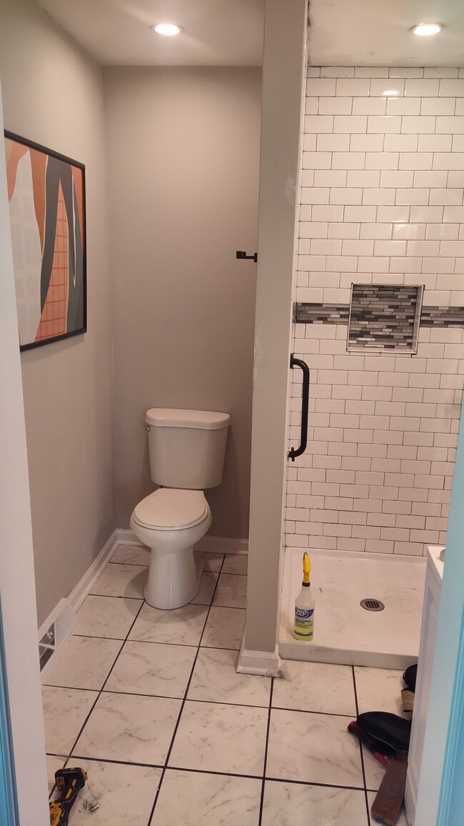 Building Photo - Room in Single Family Home on Cricketeer Dr