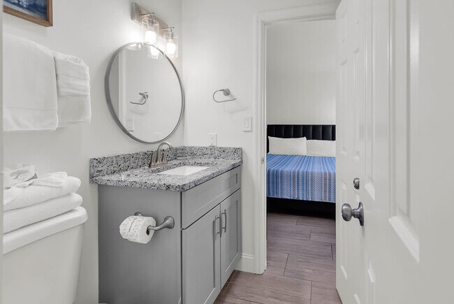 Building Photo - 511 S Ocean Blvd