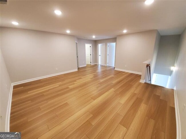 Building Photo - 1704 Pardee Dr