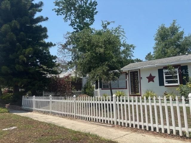 Primary Photo - 646 Wood St