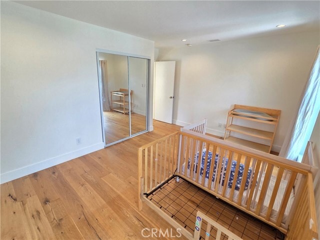 Building Photo - 20 Senisa