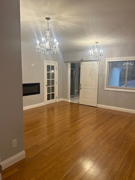 Building Photo - 416 22nd St