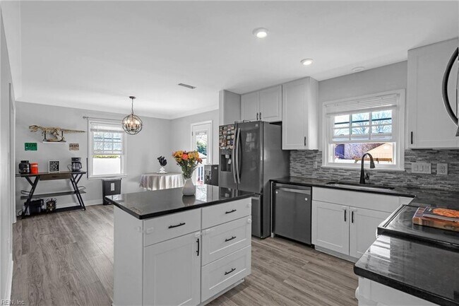 Building Photo - 54 Avella Ct