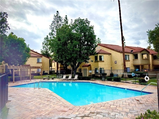 Building Photo - 1110 W Blaine St