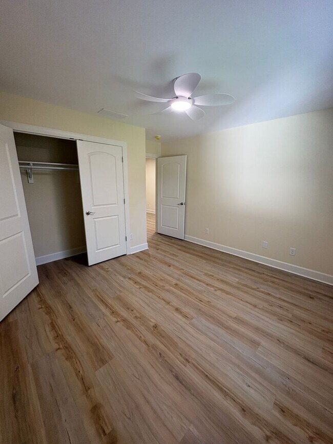 Building Photo - 505 Ingleside Dr