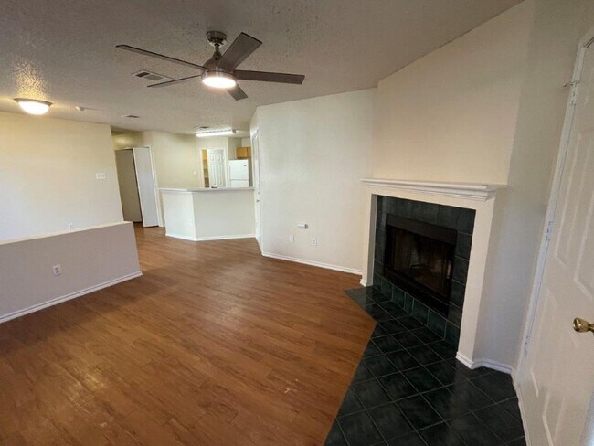 Building Photo - 7209 Aldea Dr