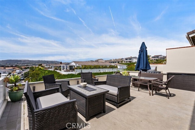 Building Photo - 24065 Windward Dr
