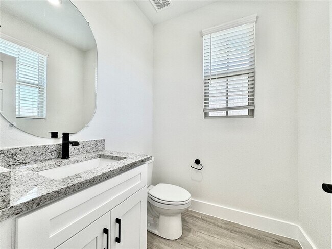 Building Photo - 8749 Scotty's Lk Ln