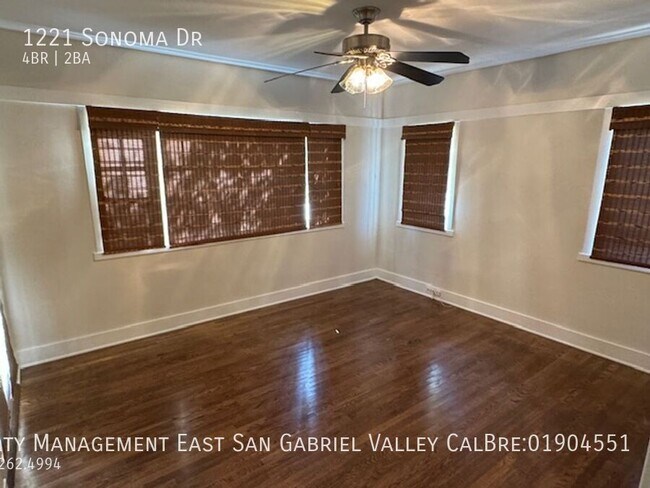 Building Photo - 1221 Sonoma Dr