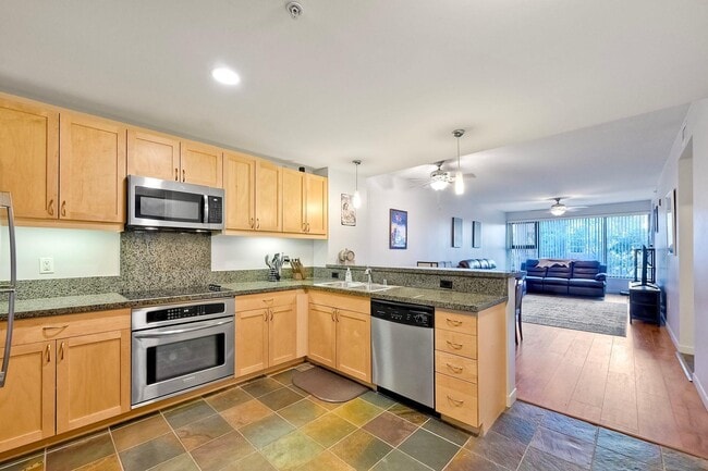 Primary Photo - 1150 J St