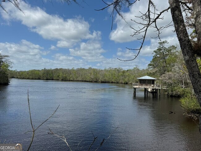 Building Photo - 205 Starboard Ct