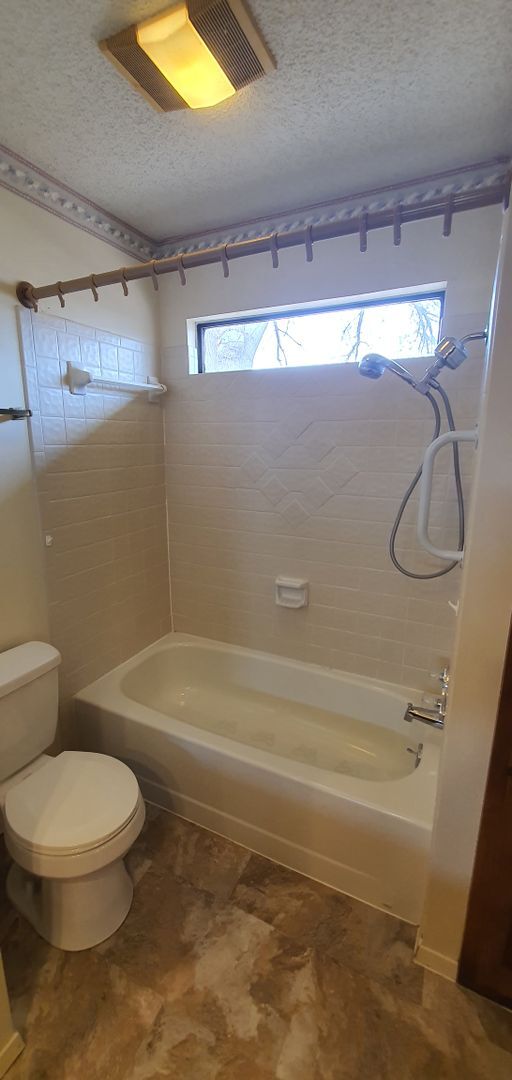 Building Photo - Spacious 2 bedroom 2 bath townhome COMING ...