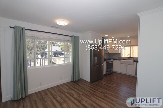 Building Photo - 1225 Capistrano Ave