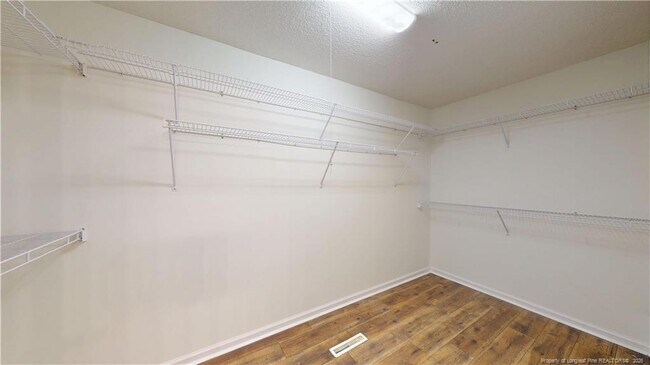 Building Photo - 1245 Monticello Dr