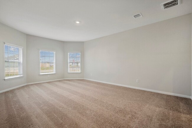 Building Photo - 324 Fastboy Ln