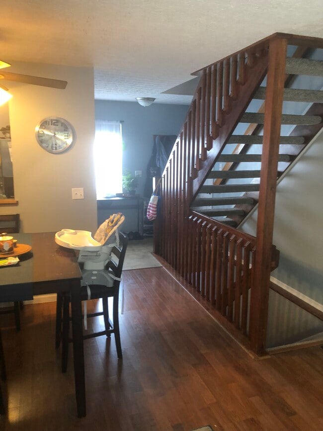 Building Photo - 229 MACANDREWS WAY