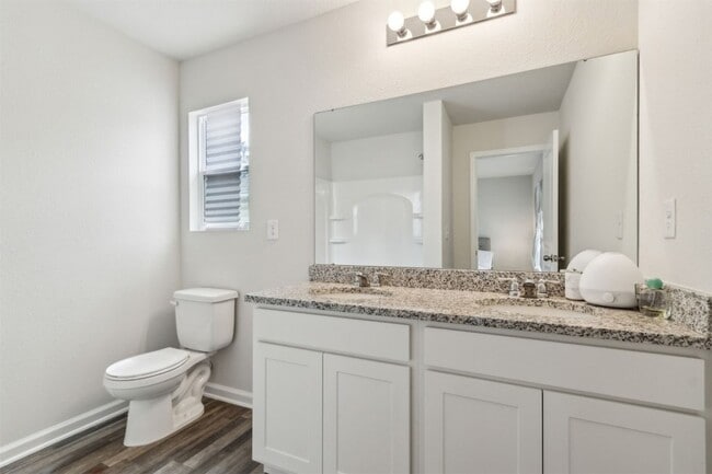 Building Photo - 45356 Red Brick Dr