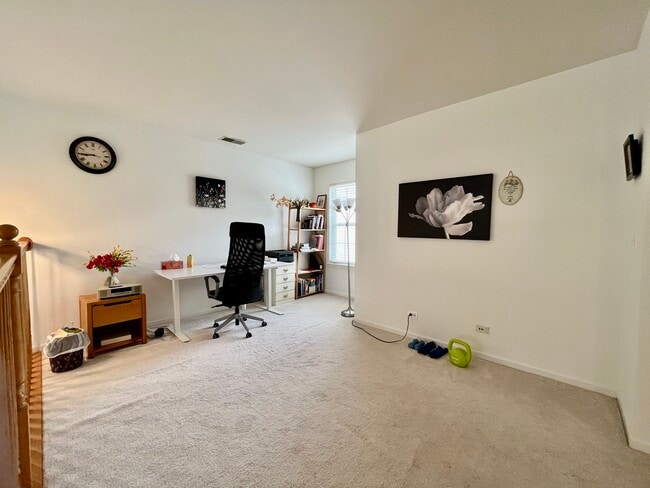 Building Photo - 3259 Cool Springs Ct