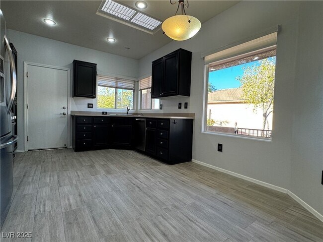 Building Photo - 1396 Couperin Dr