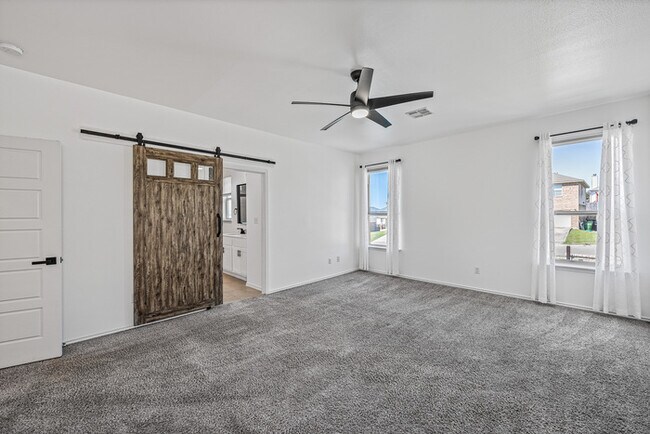 Building Photo - 3651 Sandy Brook Dr