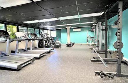 Building Photo - 5 Embarcadero West