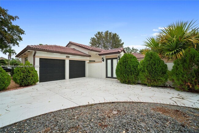 Building Photo - 15233 NW 87th Ct