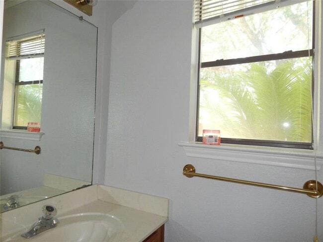 Building Photo - 2503 Autrey Dr