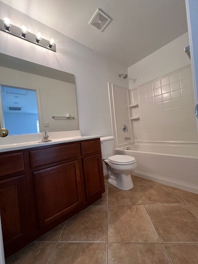 Building Photo - Gated Community - Southwest