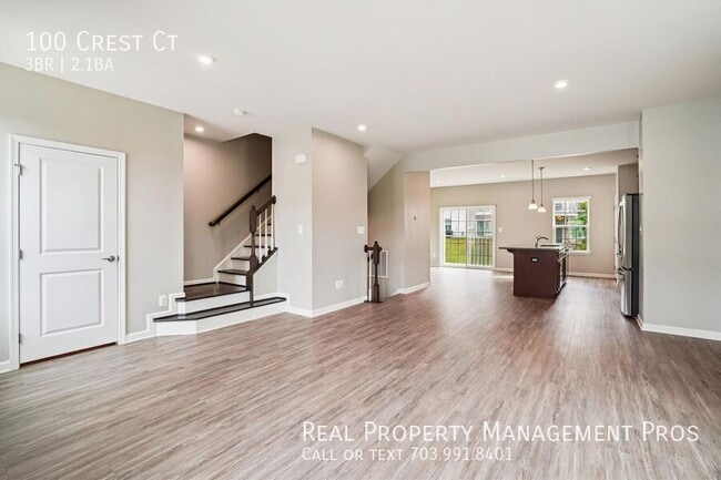 Building Photo - 100 Crest Ct