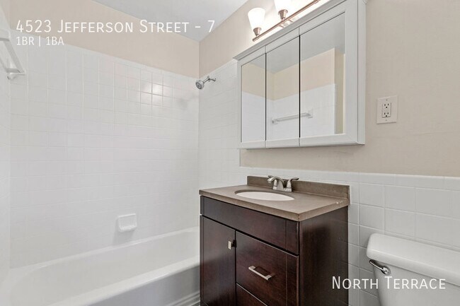 Building Photo - 4523 Jefferson St