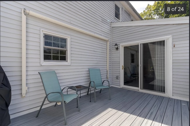 Building Photo - 326 Portsmouth Ave