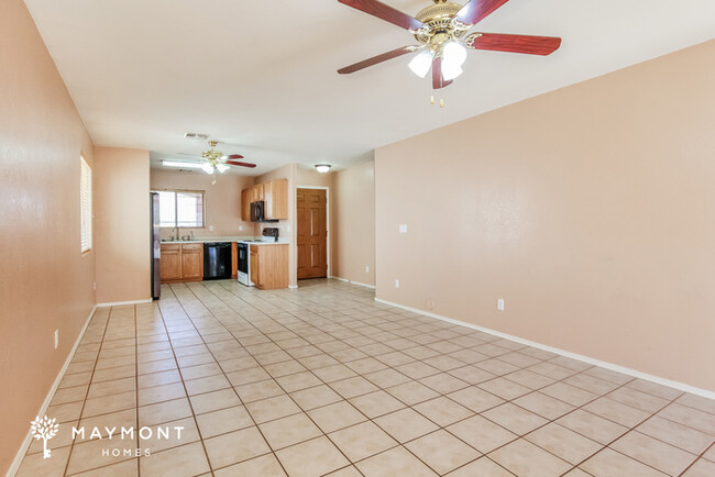 Building Photo - Comfortable 3-Bedroom Home
