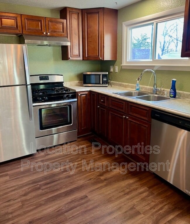 Building Photo - 1212 Pennsylvania St
