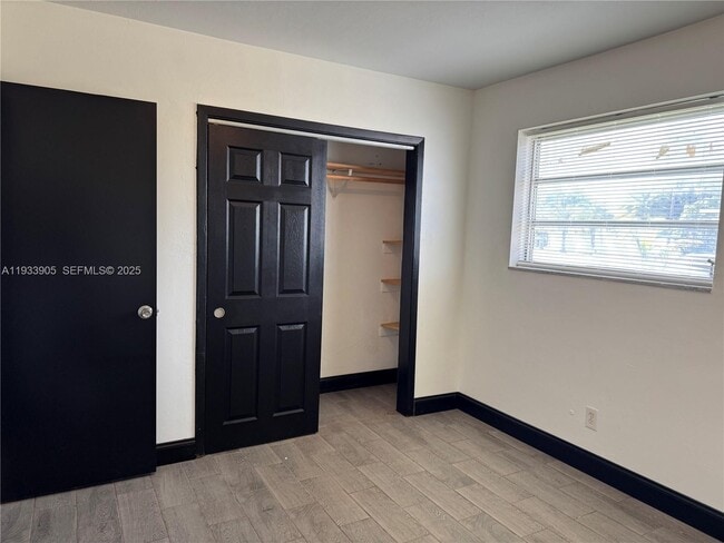 Building Photo - 17205 SW 109th Ct