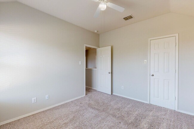 Building Photo - ***Pre-Marketing*** Great Home with Room T...
