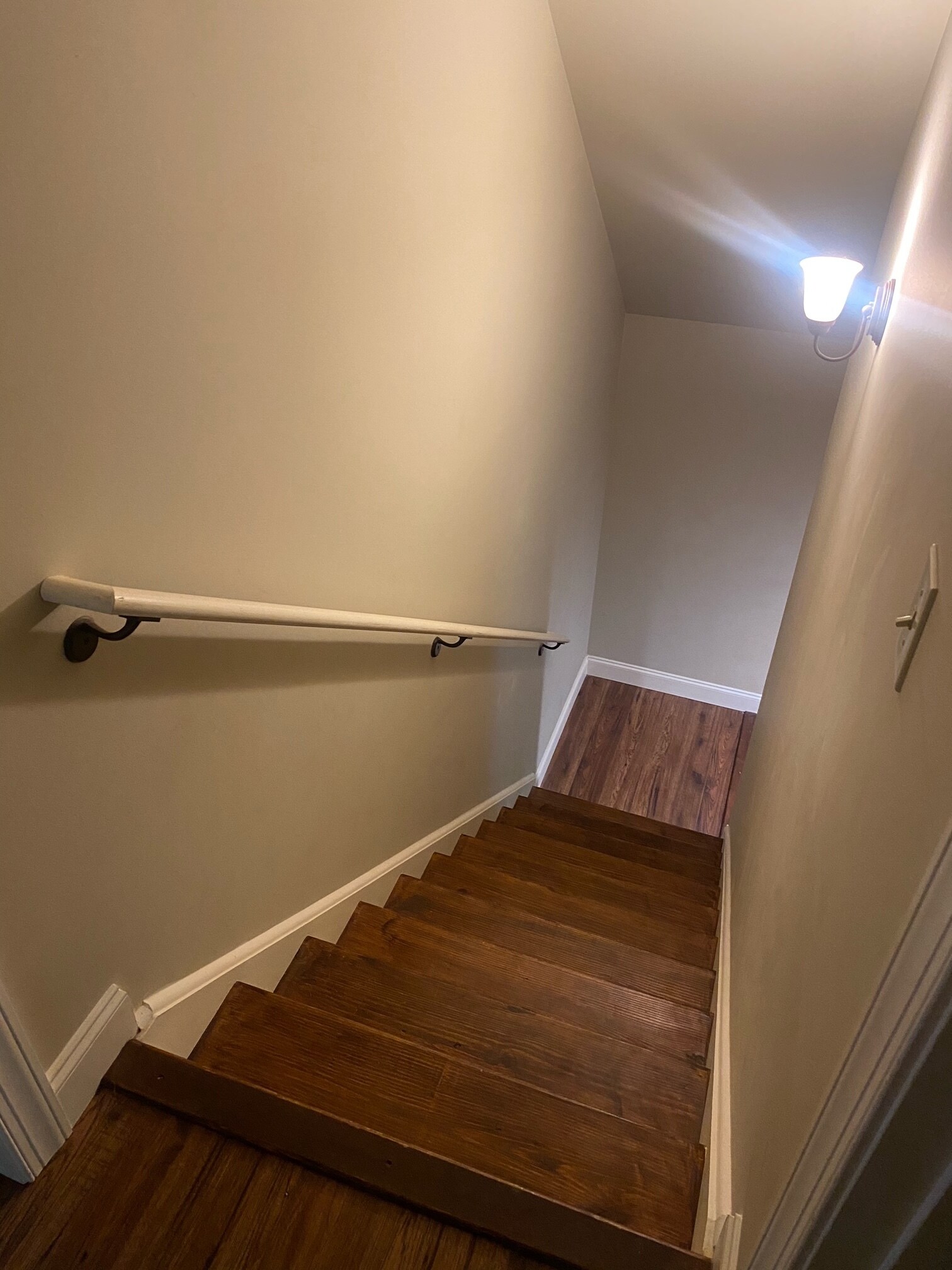 Building Photo - 116 River Flow Dr