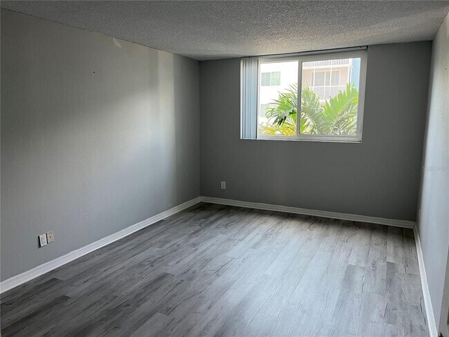 Building Photo - 2760 Coconut Bay Ln