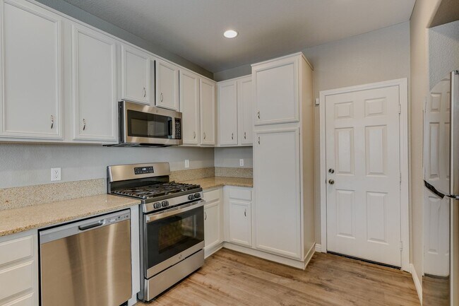 Building Photo - 8356 Creek Canyon Ave