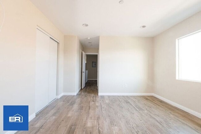 Building Photo - 3 Bed Home in Los Angeles CA for Rent 90033 Garage Available