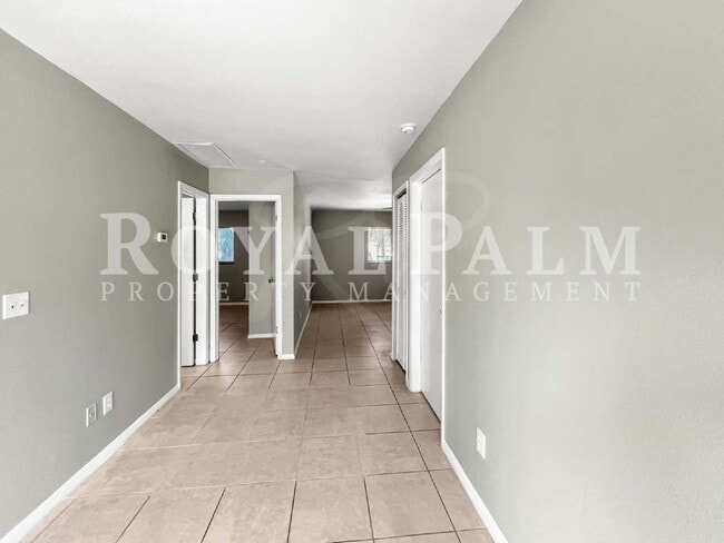 Building Photo - 17435 Barbara Dr