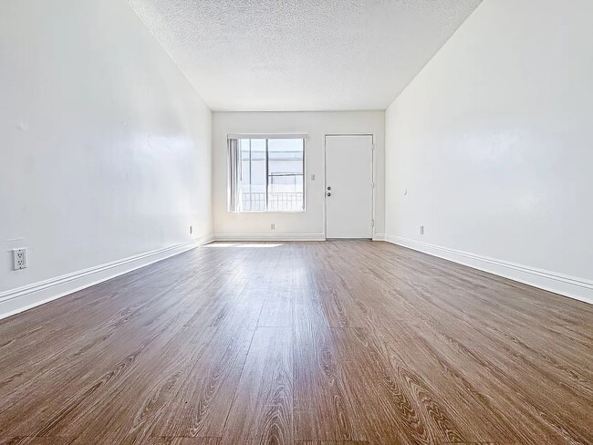 Building Photo - 12521 Lakewood Blvd