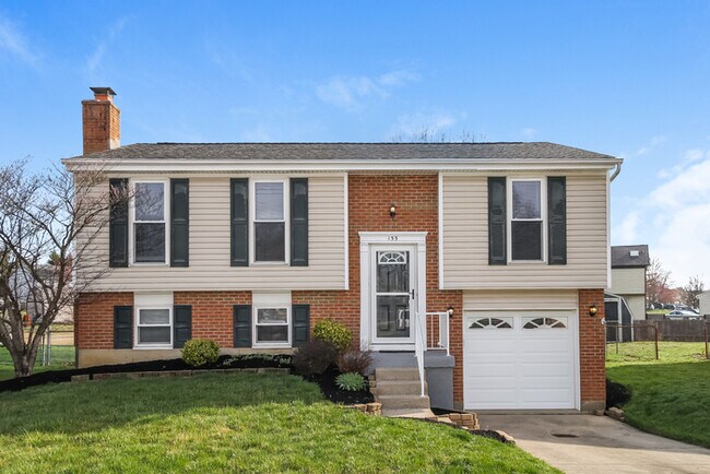 Primary Photo - Adorable 3 Bedroom Home