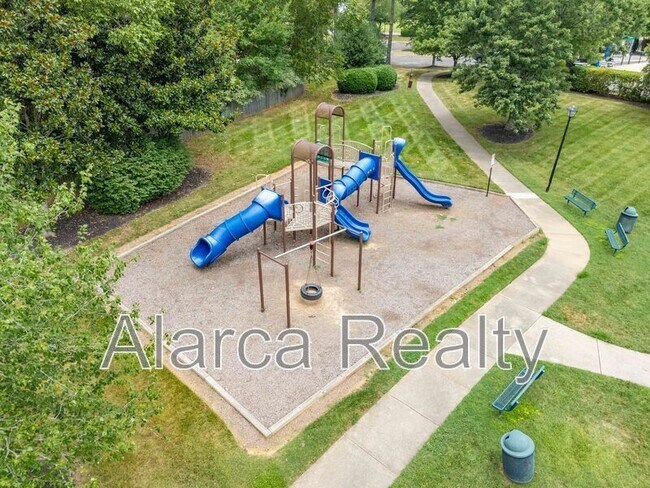 Building Photo - 1408 Crestgate Dr