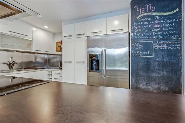 Building Photo - 130 26th St NW